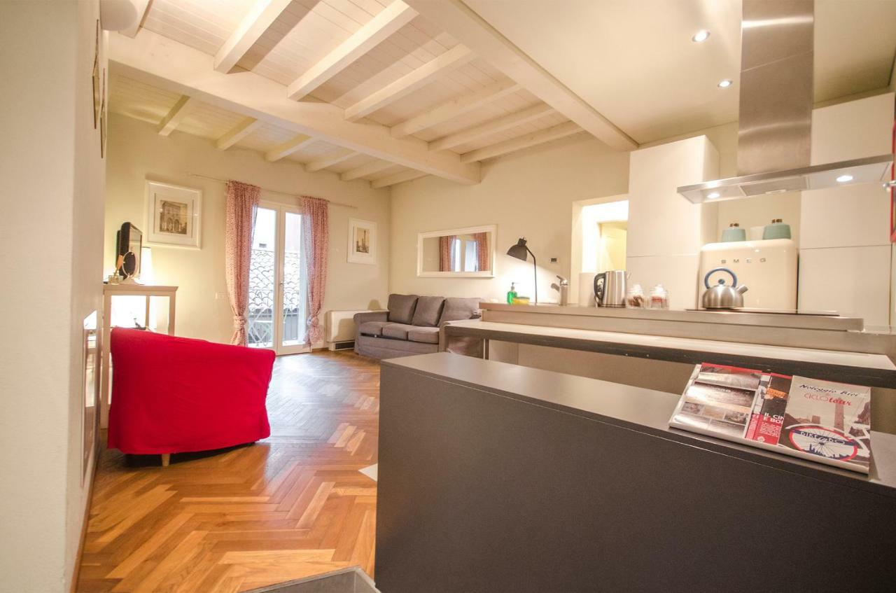 Azeglio Apartment, A Due Passi Da Piazza Maggiore Bolonha Exterior foto