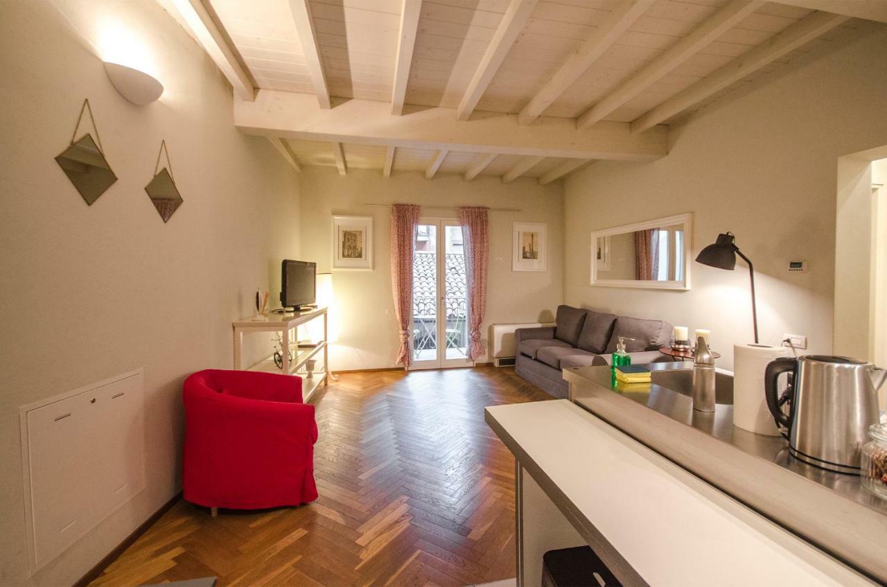 Azeglio Apartment, A Due Passi Da Piazza Maggiore Bolonha Exterior foto
