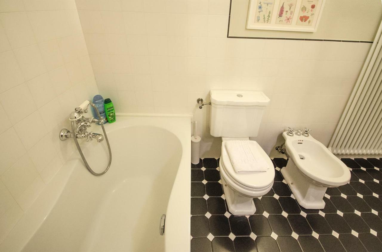 Azeglio Apartment, A Due Passi Da Piazza Maggiore Bolonha Exterior foto